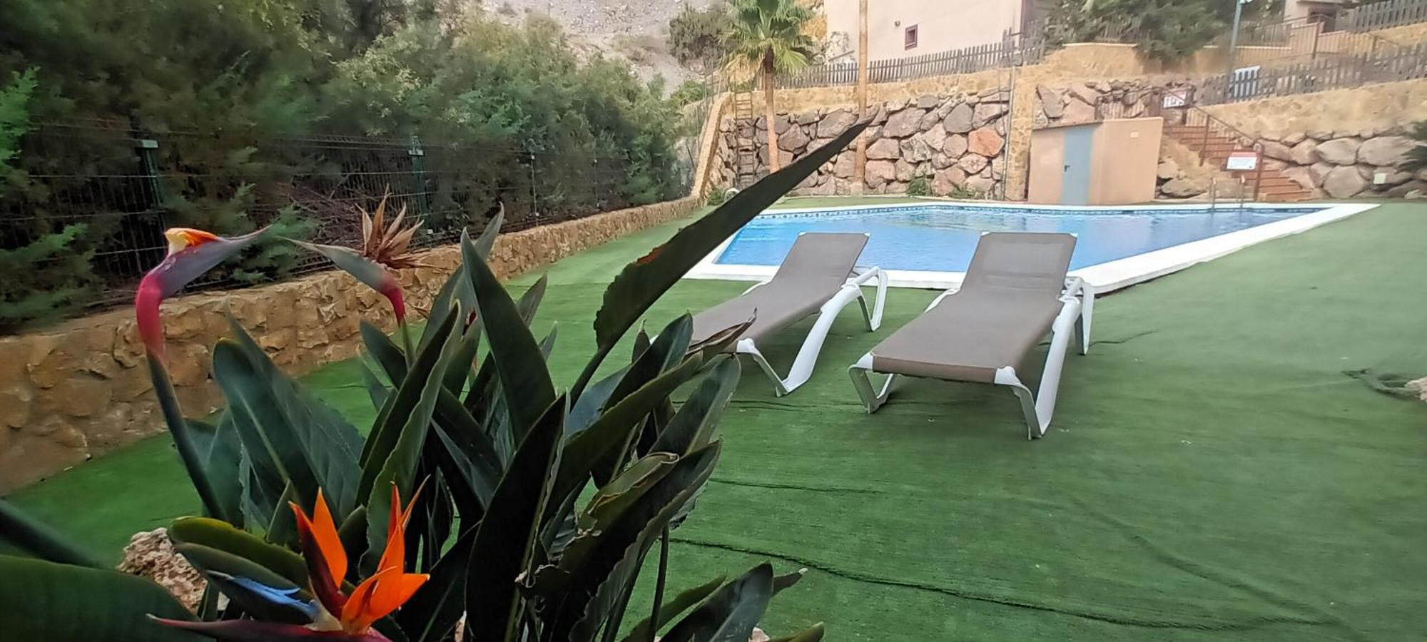 Apartamento Tranquilo Cerca De Buena Piscina Y Con Buen Aire Acondicionado Aguilas Bagian luar foto